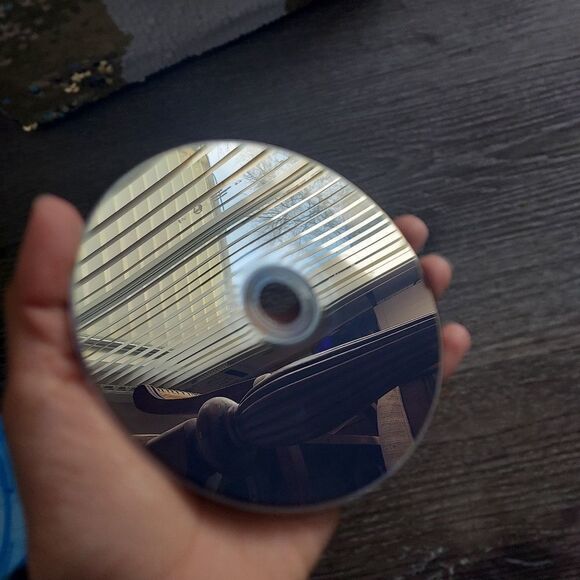 Disney Thinker Bell and the Great Fairy Rescue Blue-Ray + DVD 2-Disc Combo Pack - Picture 4 of 4